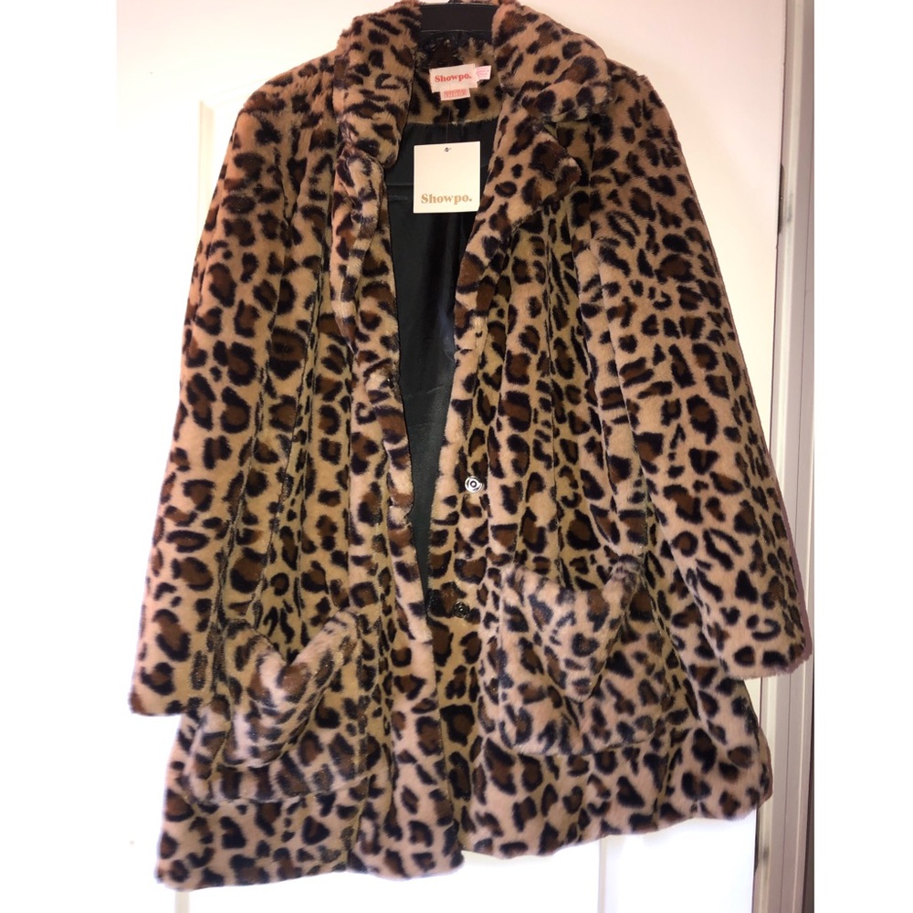 Leopard coat